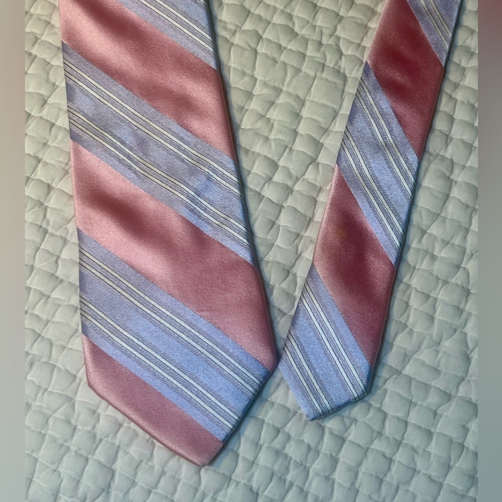 Vintage Valentino silk tie